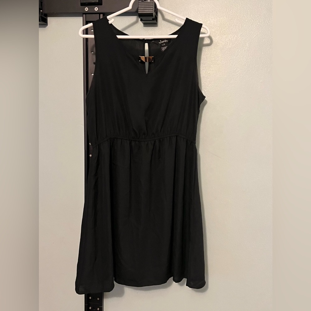Womens size large sleeveless dress
